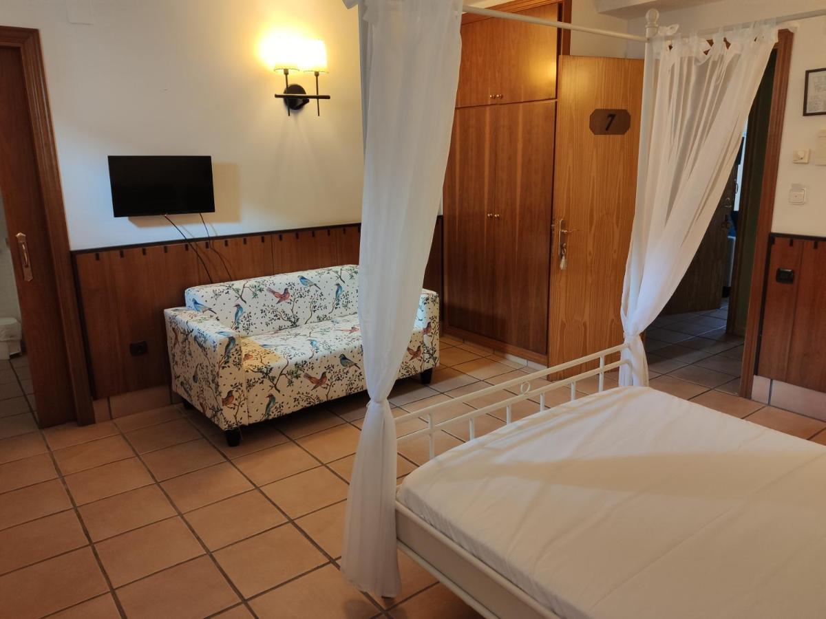 Hostal Tastavins Peñarroya de Tastavins Extérieur photo